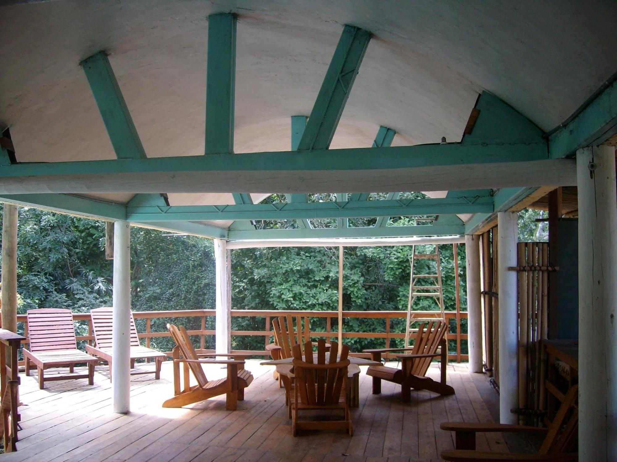 Tortugal Boutique River Lodge Rio Dulce Town Rum bild